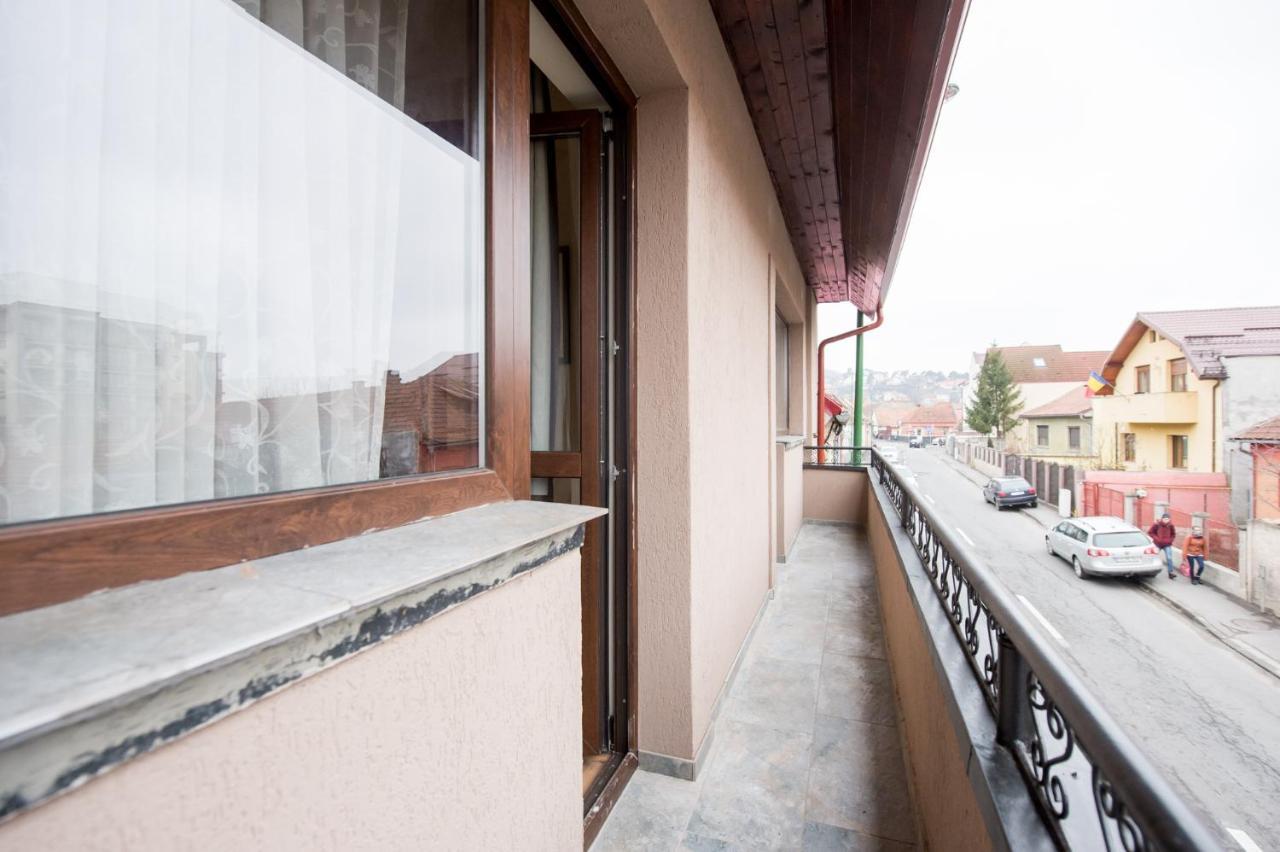 Vila Nicopole Art & Wine Braşov Exterior foto